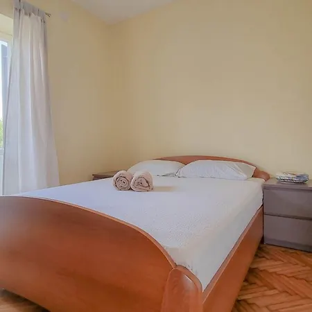 Malerisches Nur 800 Meter Zum Strand Mit Privater Terrasse, Grill, Wifi *