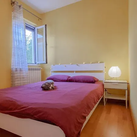 Malerisches Nur 800 Meter Zum Strand Mit Privater Terrasse, Grill, Wifi * Karpinjan