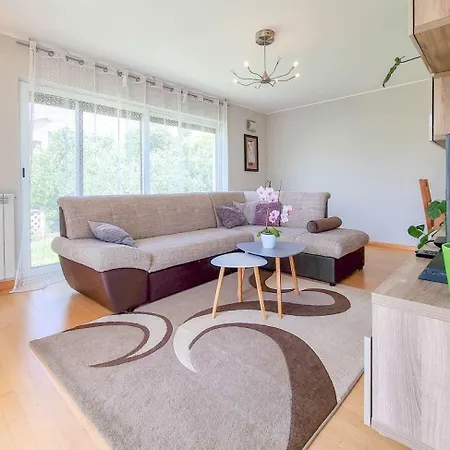 Malerisches Nur 800 Meter Zum Strand Mit Privater Terrasse, Grill, Wifi