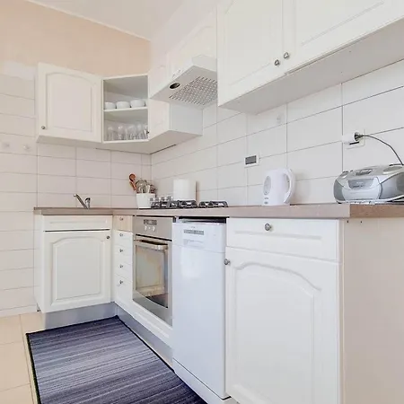 Malerisches Nur 800 Meter Zum Strand Mit Privater Terrasse, Grill, Wifi *